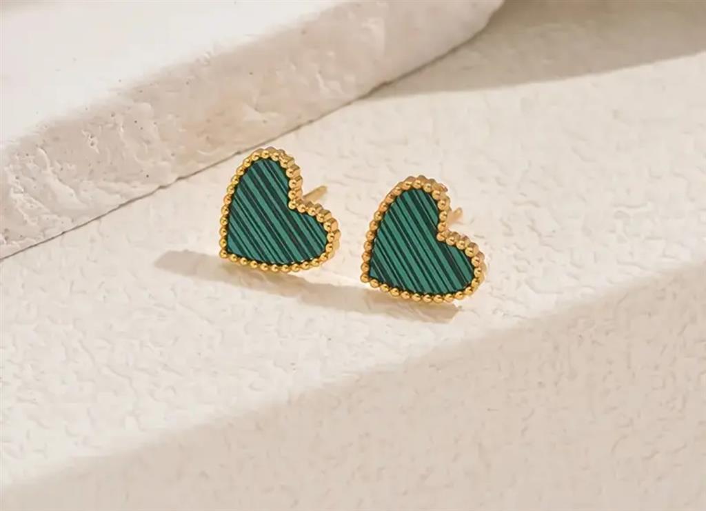 18K Vermeil Heart Stud Earrings