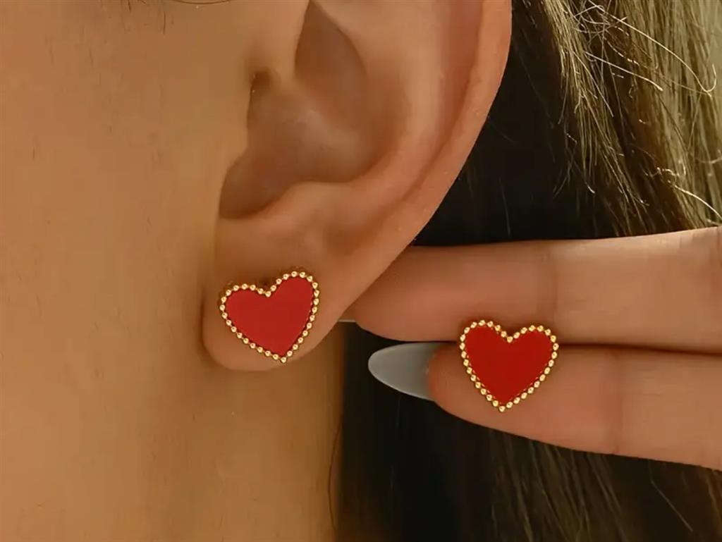 18K Vermeil Heart Stud Earrings